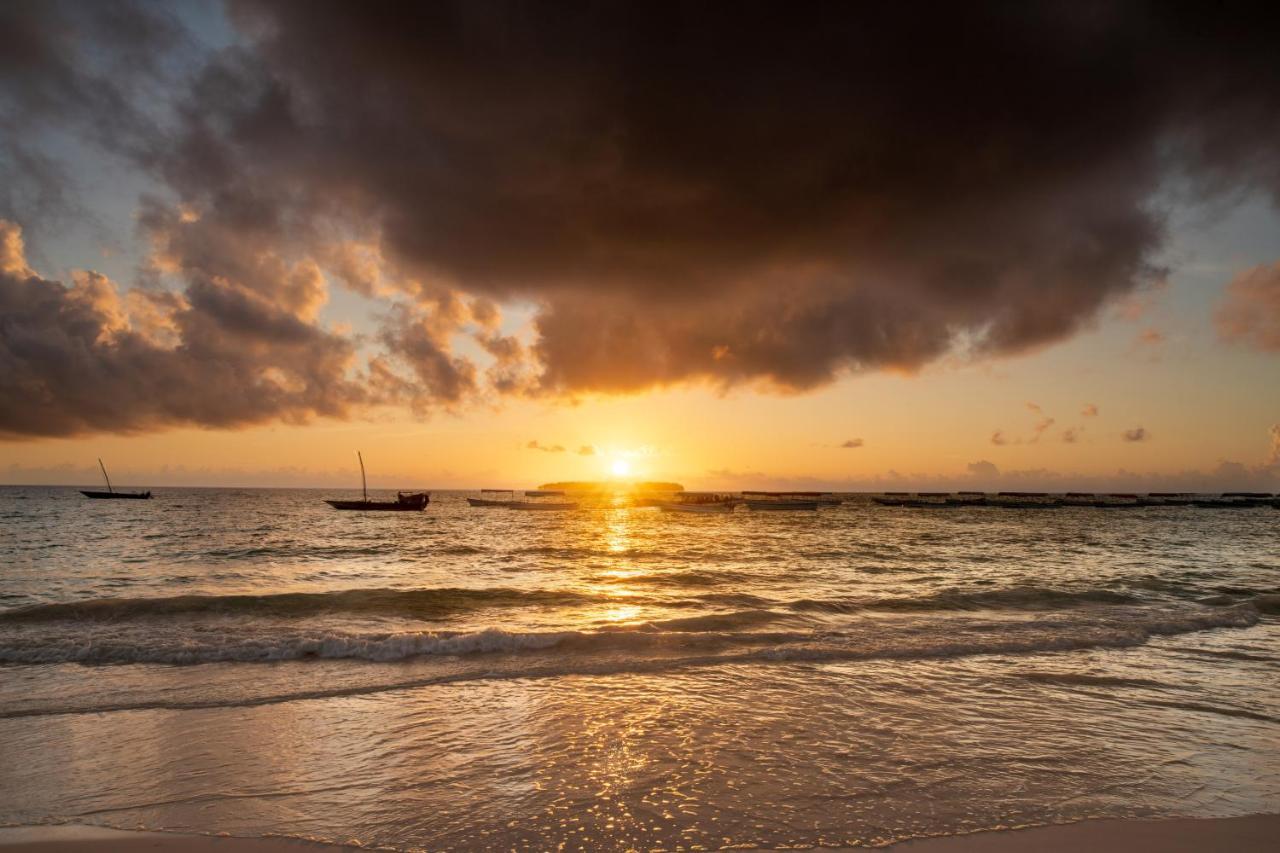ホテル The Mora Zanzibar マテムウェ エクステリア 写真 Sunset at San Juan del Sur