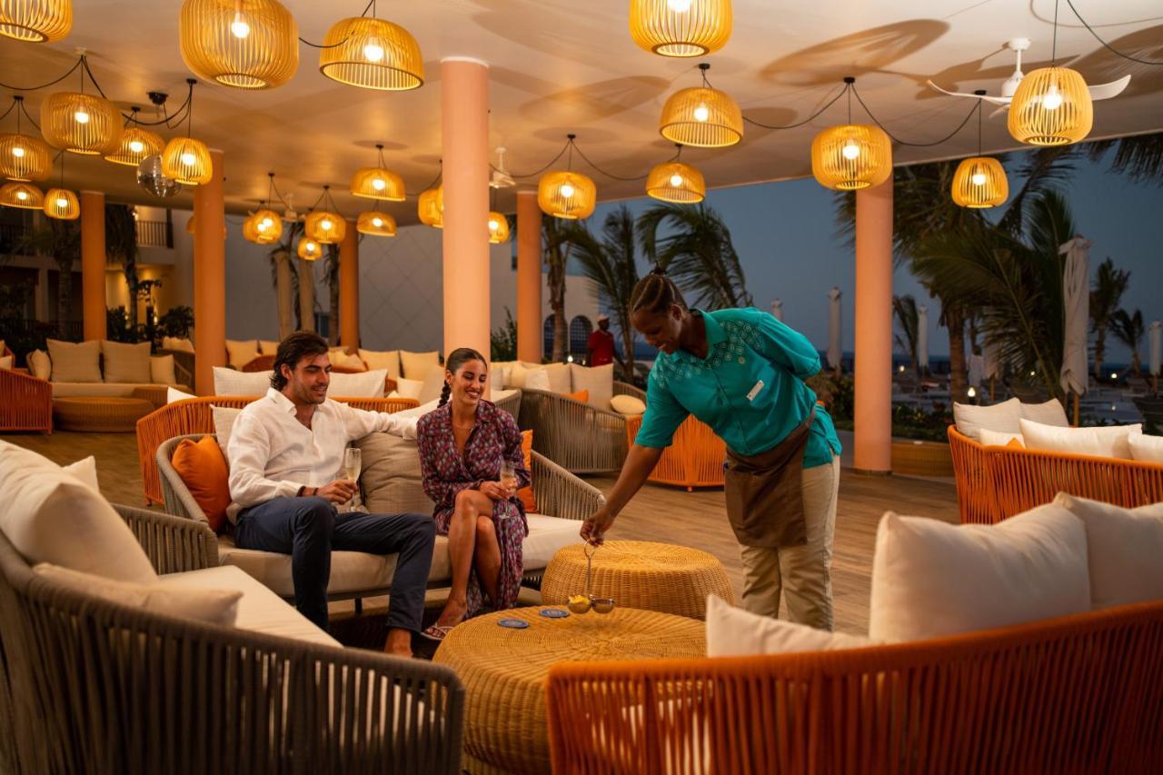 ホテル The Mora Zanzibar マテムウェ エクステリア 写真 The Beach Club at the Kempinski Seychelles