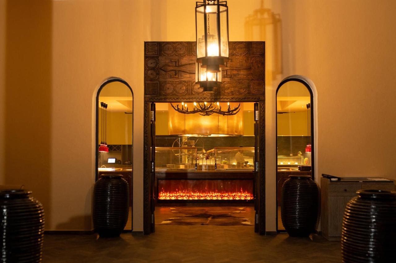 ホテル The Mora Zanzibar マテムウェ エクステリア 写真 The wine cellar at the hotel